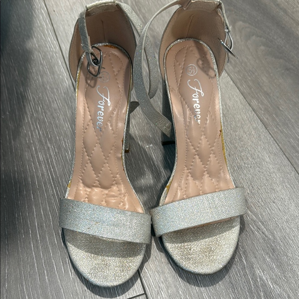Forever Link Sparkling Silver Heels
